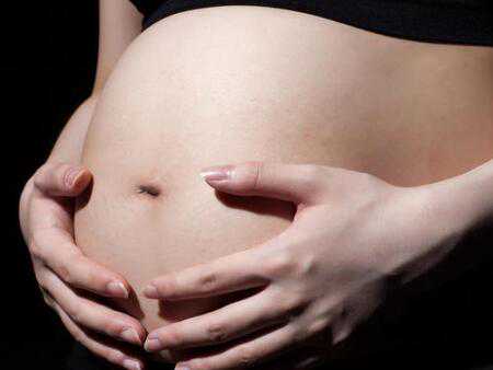 代孕女产女婴_试管保胎打肝素起什么作用
